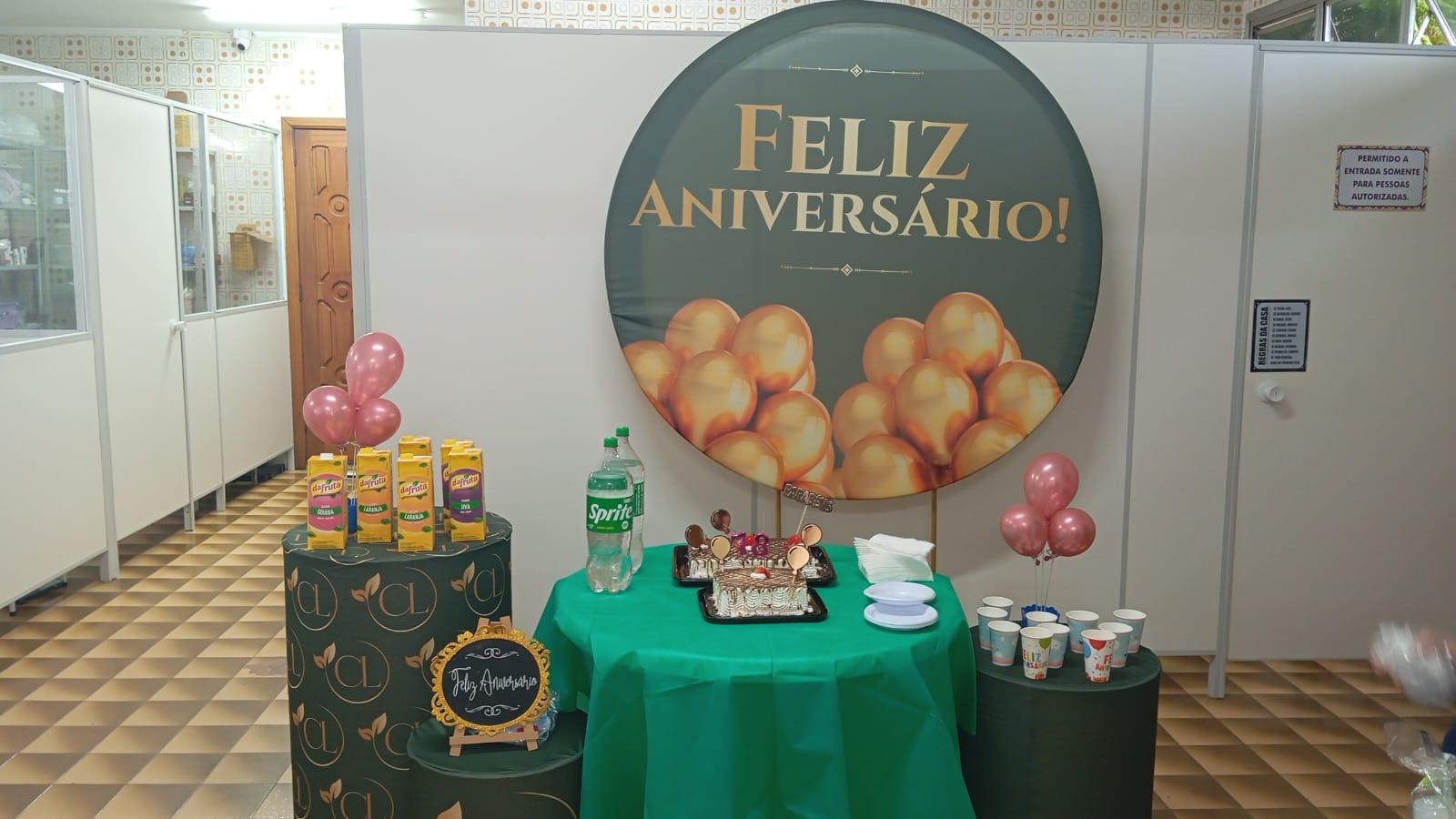 Celebração de aniversários e datas especiais.