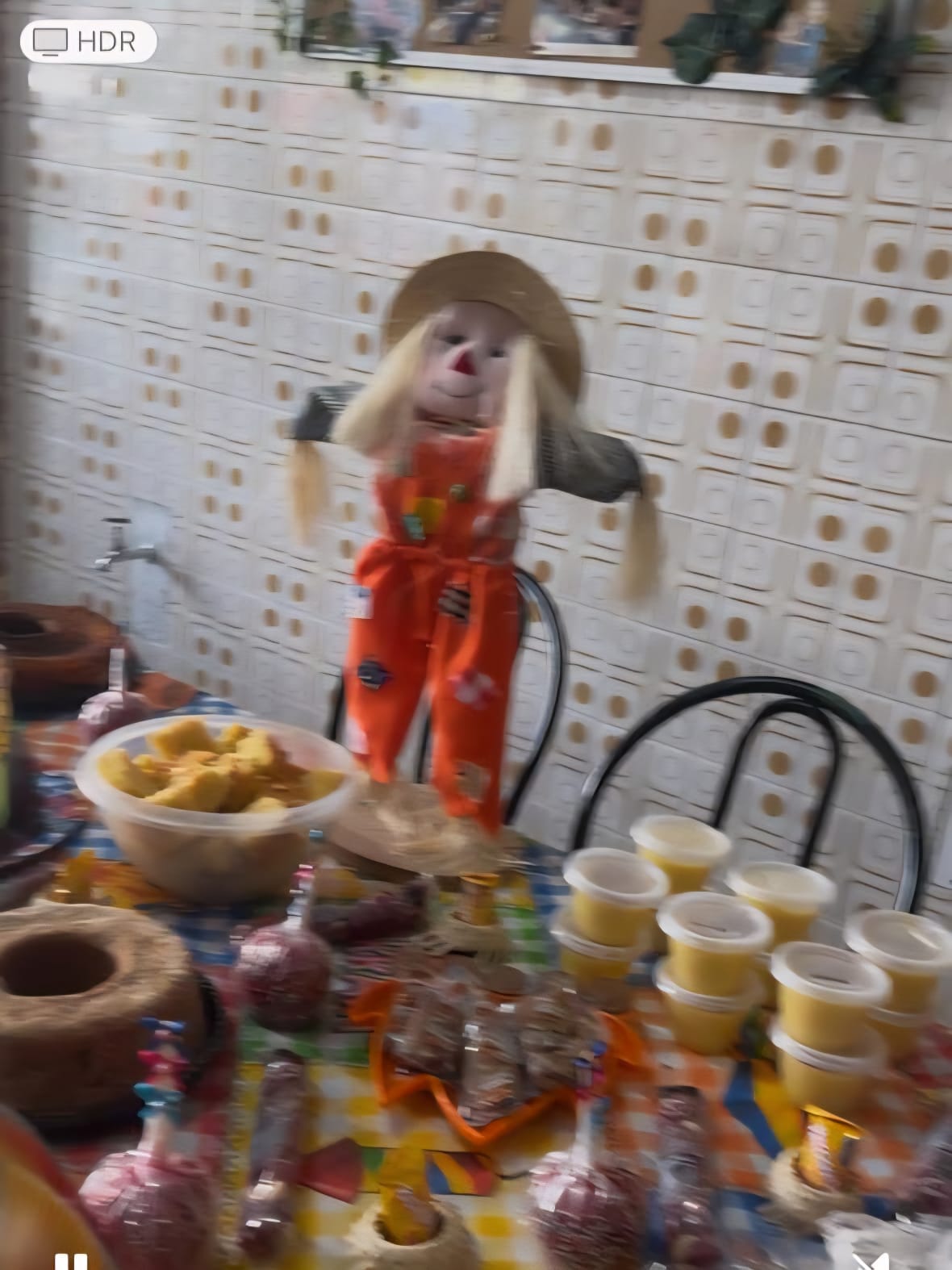 Decoração temática em período comemorativo.